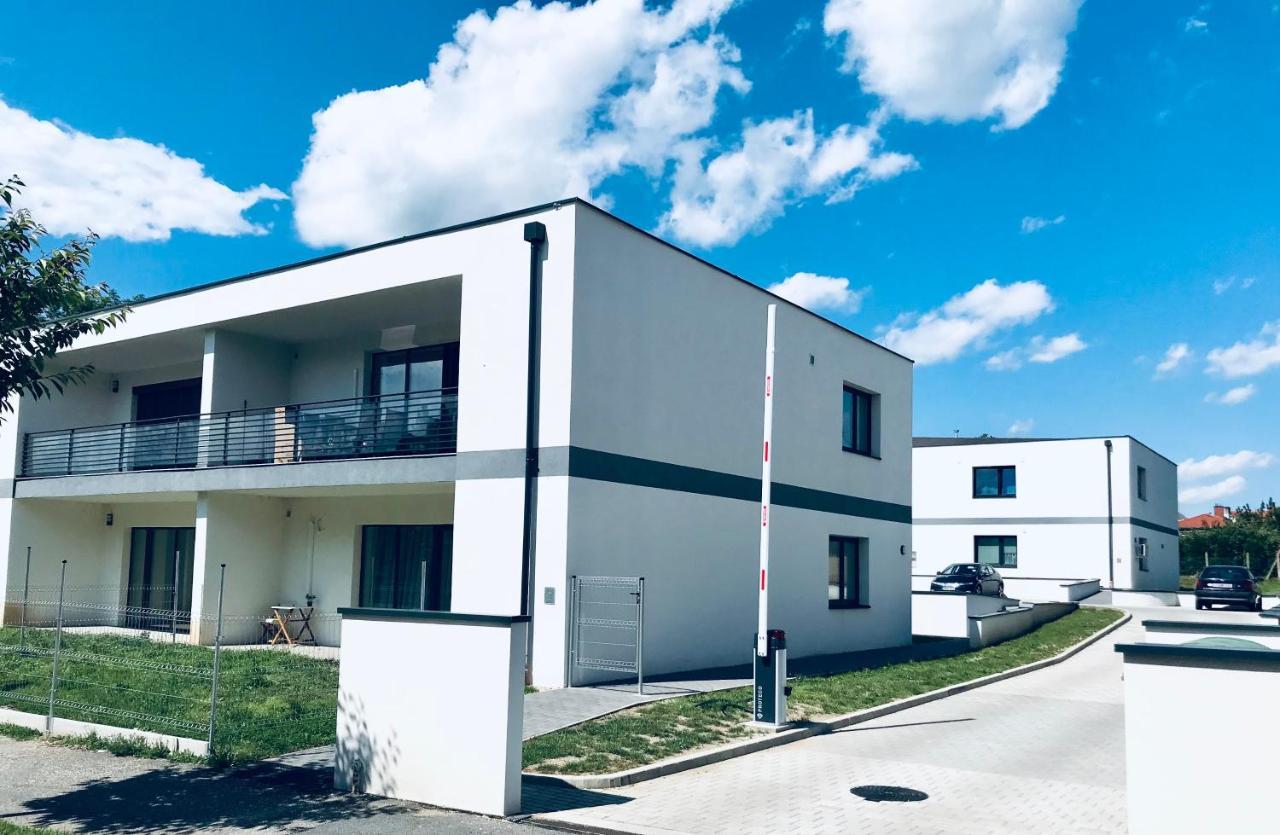 Apartman 001 Buk Bagian luar foto